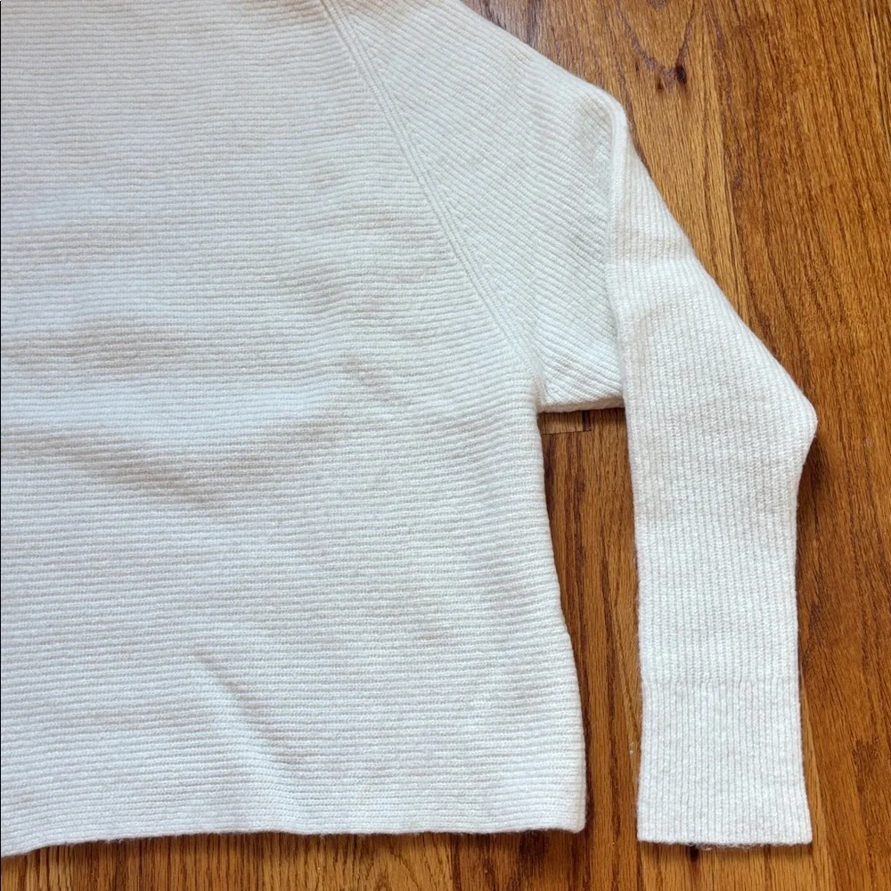 N/A theory cashmere